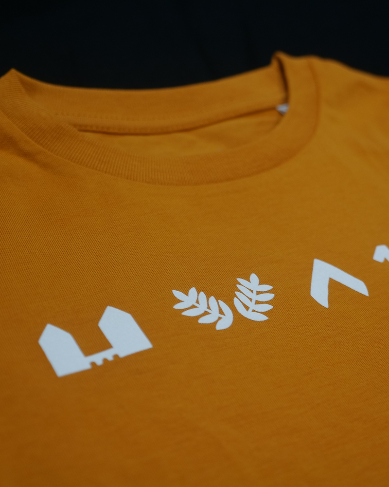 T-shirt Kèrl - mosterdgeel - icoontjes - Kids