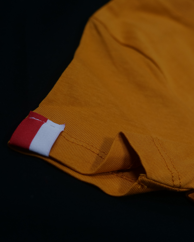 T-shirt Kèrl - mosterdgeel - icoontjes - Kids